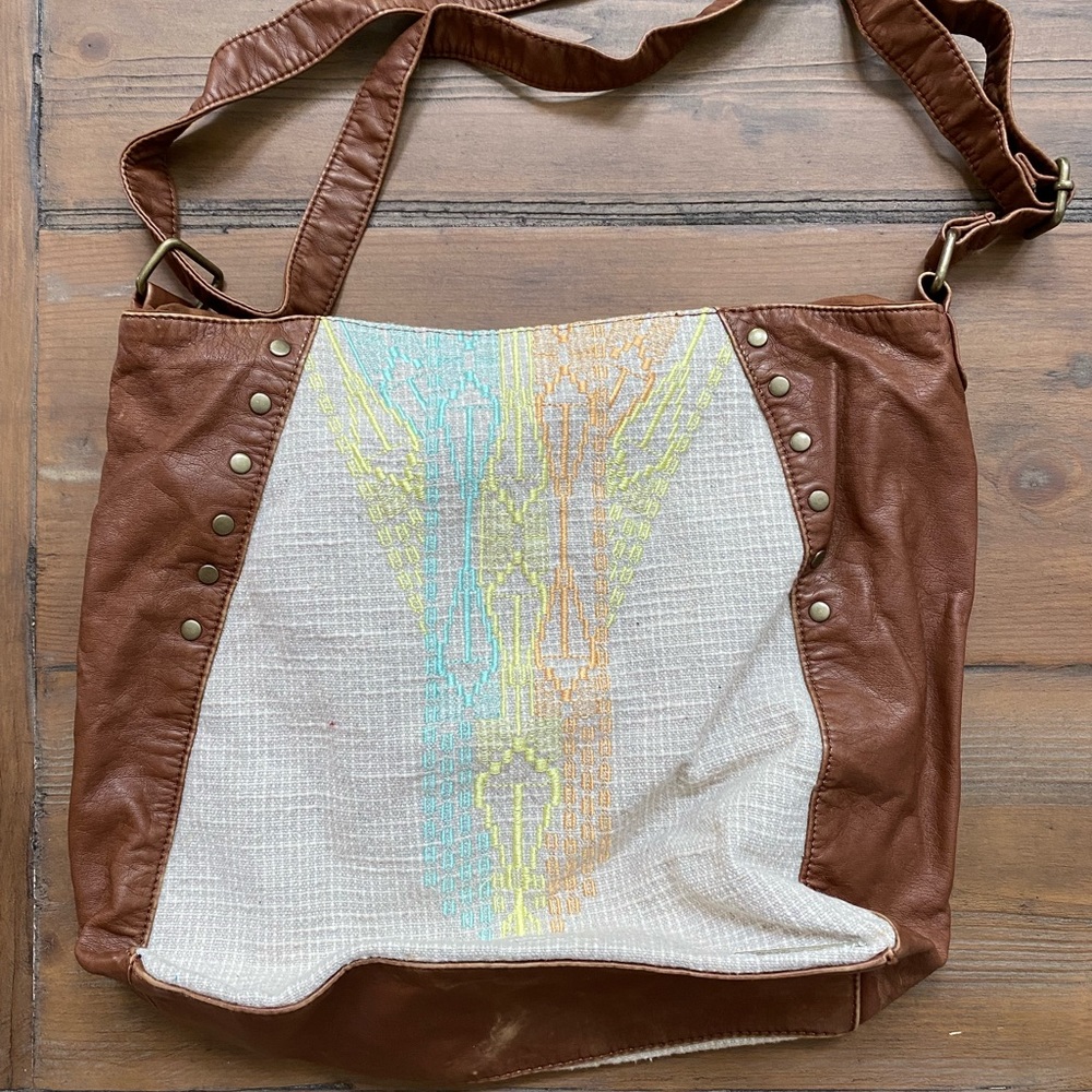 O’Neill Cream and Brown Faux Leather Crossbody Bag